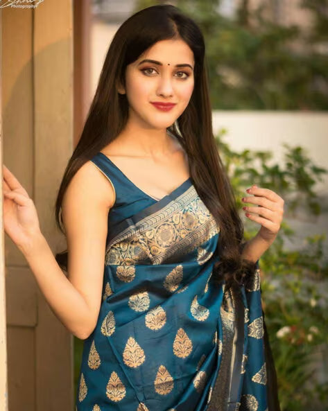 CUTE MORPICH COLOR SOFT AND LITCHI SILK SAREE WITH OSSAM QULITY